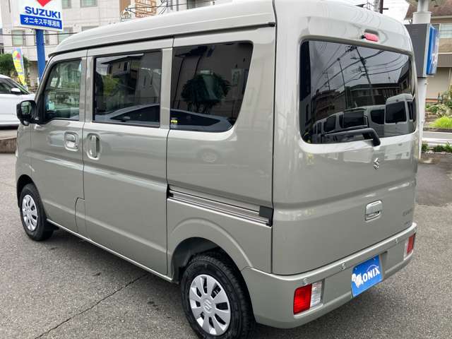 Suzuki Every 8