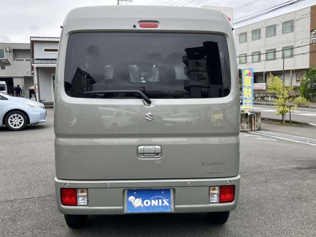 Suzuki Every 9