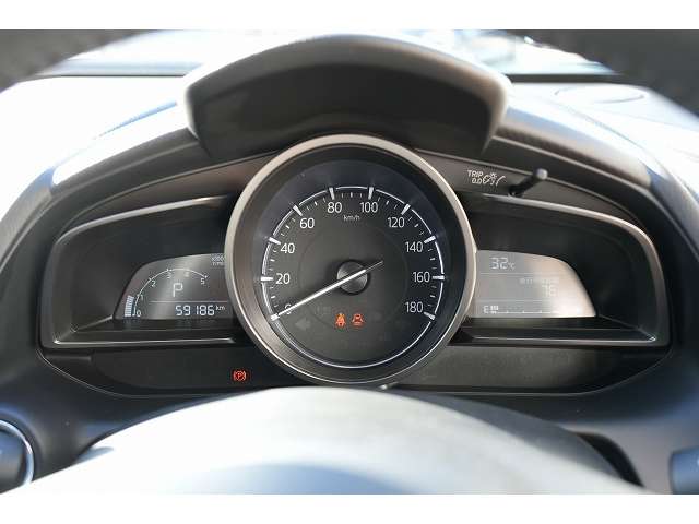 Mazda CX-3 8