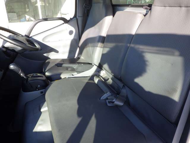 Toyota Toyoace 11