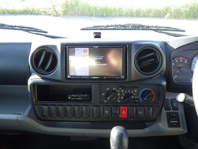 Toyota Toyoace 12