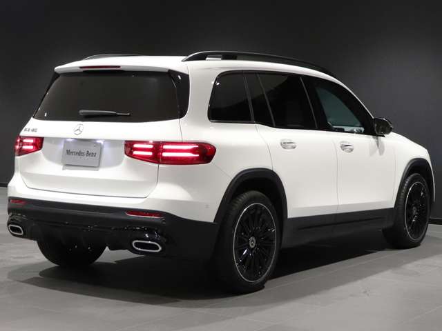 Mercedes-Benz GLB 12