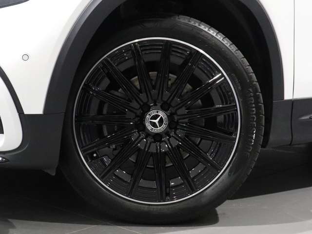Mercedes-Benz GLB 5