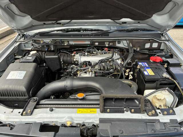 Mitsubishi Pajero 2