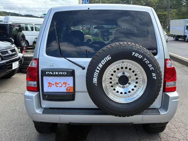 Mitsubishi Pajero 10