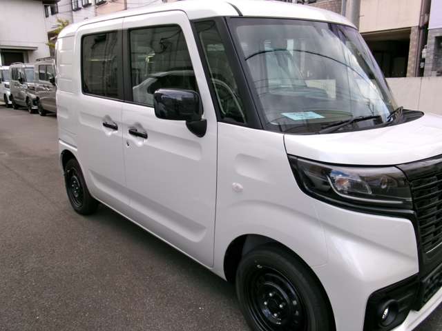Suzuki Spacia Base 6