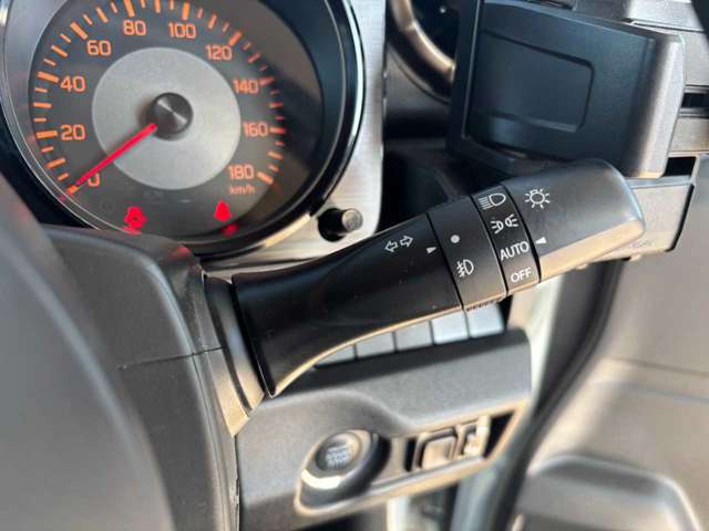 Suzuki Jimny Sierra 12
