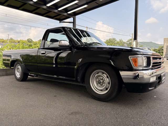 Toyota Hilux 9
