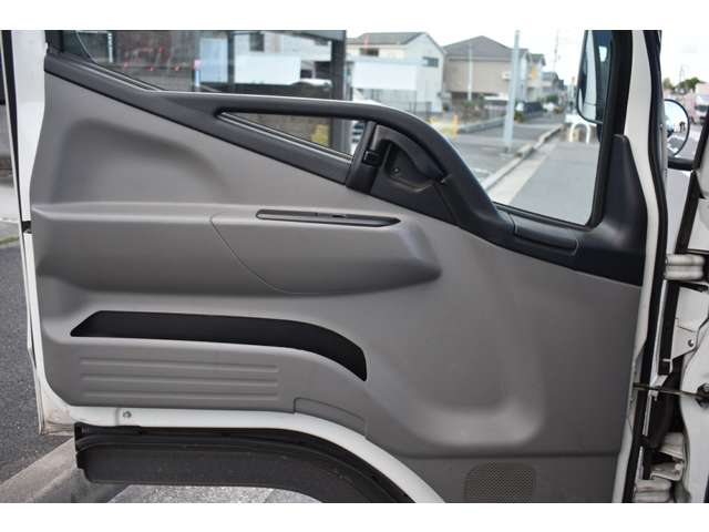 Mitsubishi Fuso Canter 10