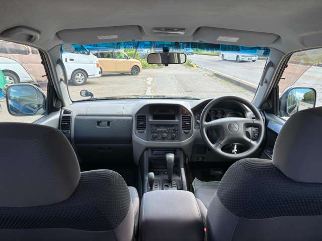 Mitsubishi Pajero 12