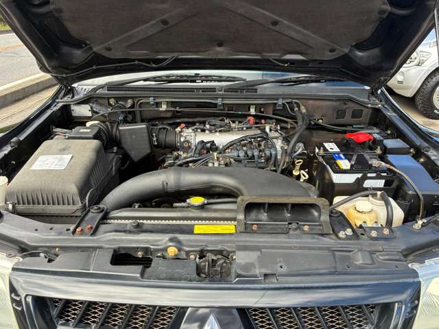 Mitsubishi Pajero 2
