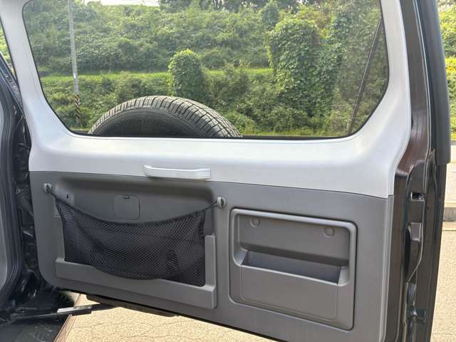 Mitsubishi Pajero 10