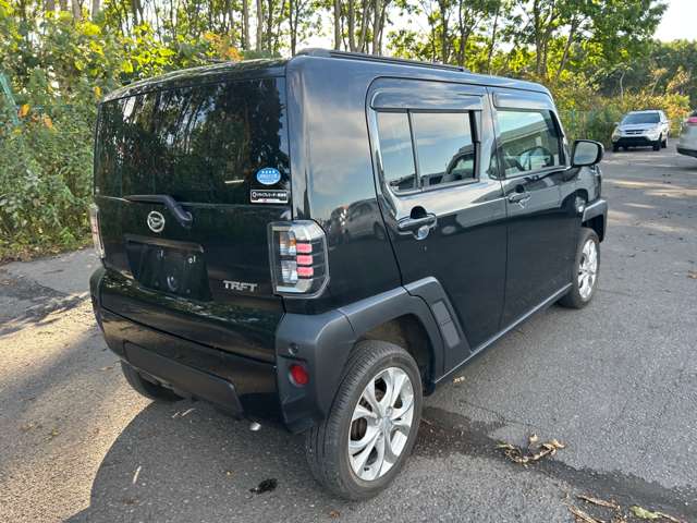 Daihatsu Taft 12