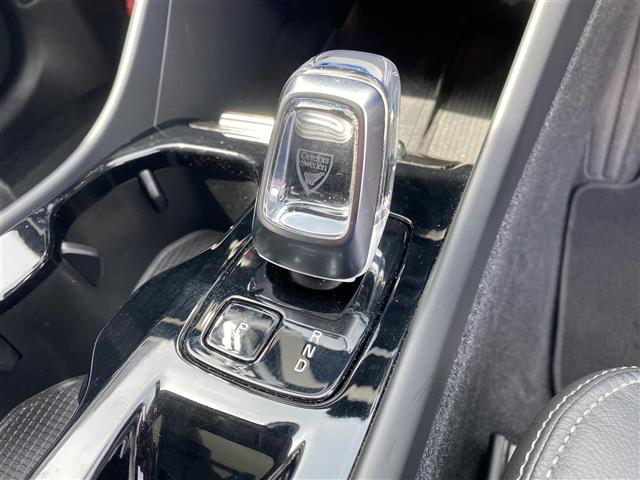 Volvo XC40 11