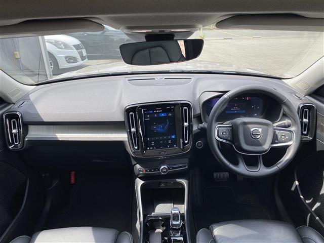 Volvo XC40 4