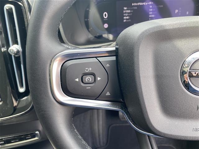 Volvo XC40 6