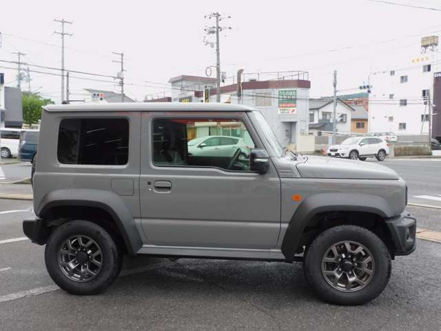 Suzuki Jimny Sierra 9