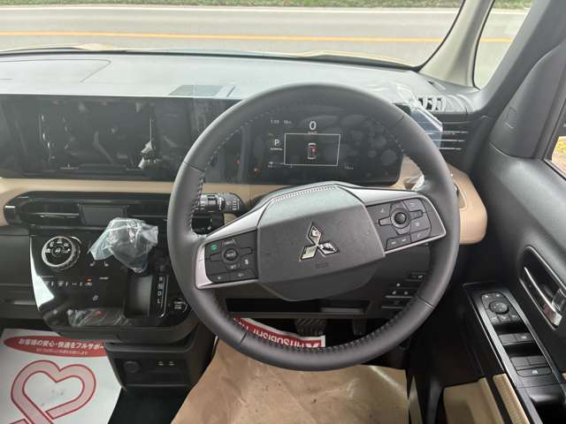 Mitsubishi Delica Mini 12