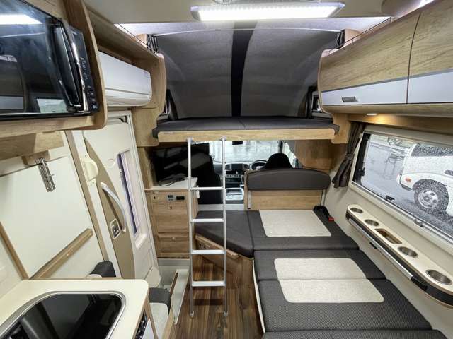 Toyota Camroad 7