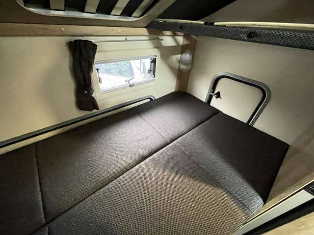 Toyota Camroad 9