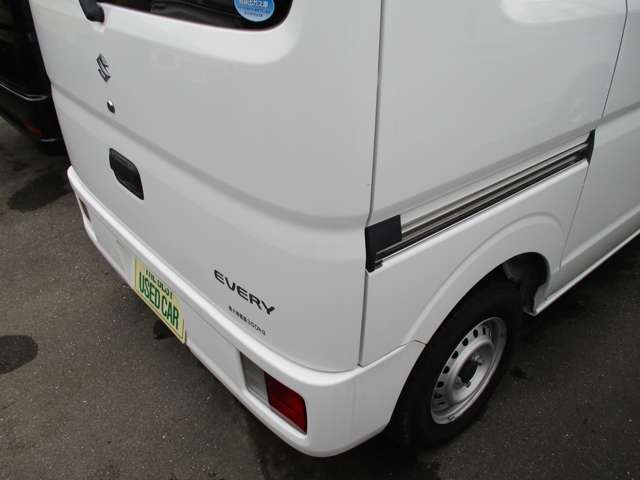 Suzuki Every 8