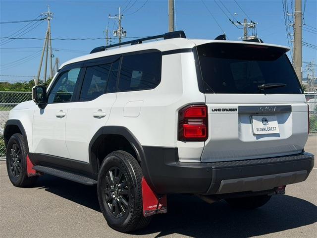 Toyota Land Cruiser 250 8