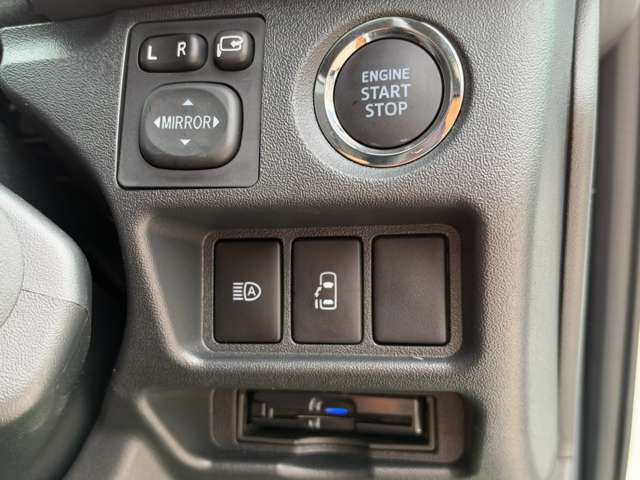 Toyota Hiace 7