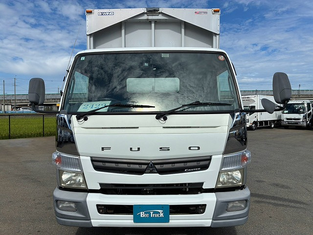 Mitsubishi Fuso Canter 11