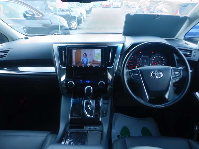 Toyota Alphard 7