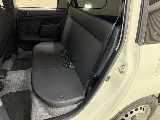 Toyota Probox Van 12