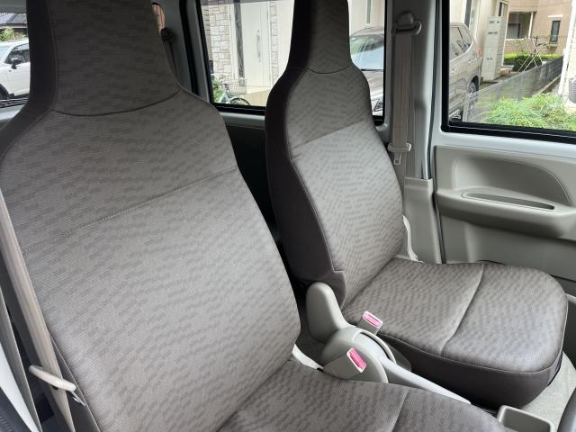 Nissan NV100 Clipper 11