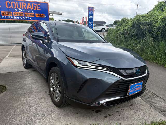 Toyota Harrier 3