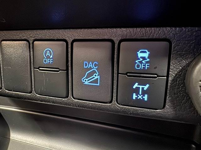 Toyota Hilux 5