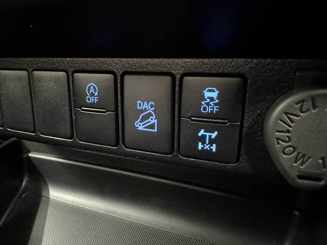 Toyota Hilux 7