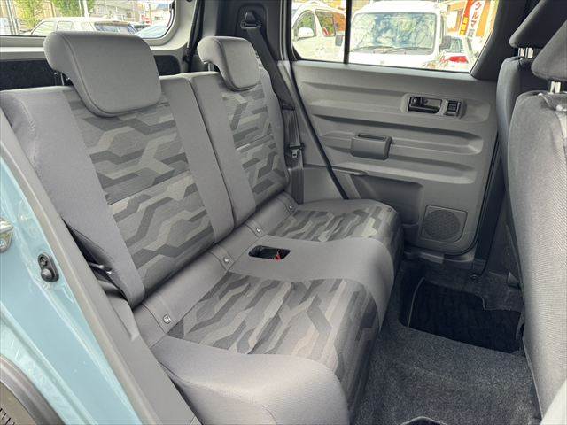 Daihatsu Taft 8