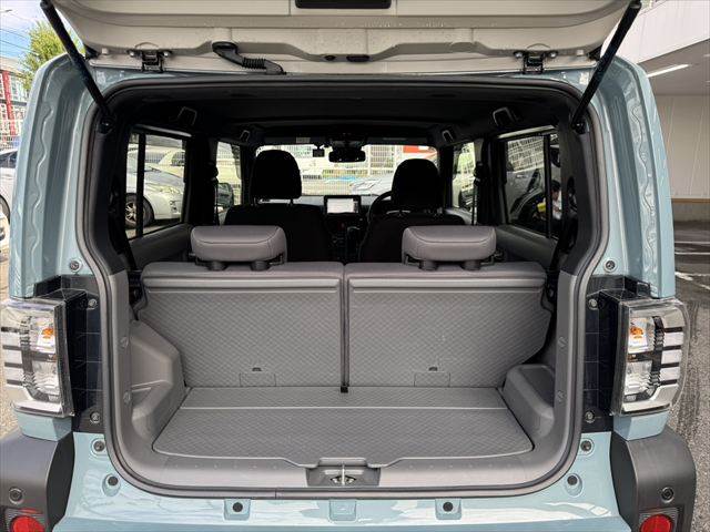 Daihatsu Taft 9