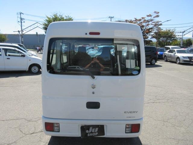 Suzuki Every 9