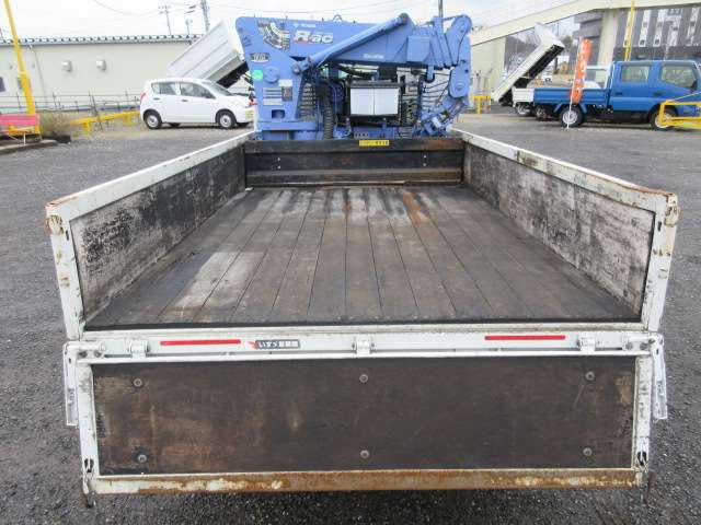 Isuzu Elf 9