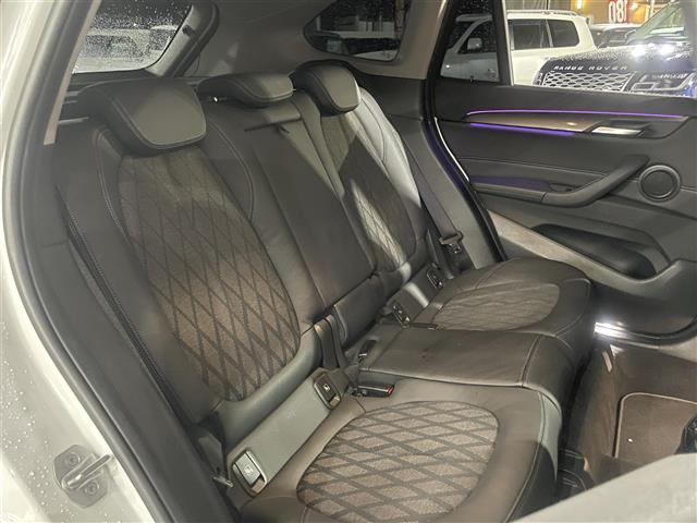 BMW X1 9