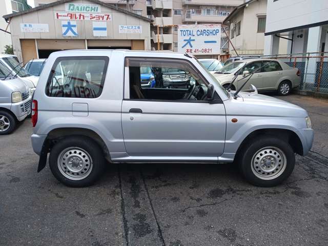 Mitsubishi Pajero Mini 4
