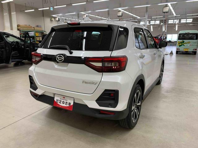 Daihatsu Rocky 11