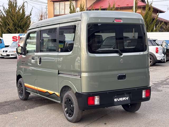 Suzuki Every 7