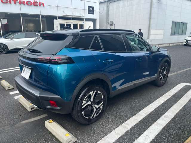 Peugeot SUV 2008 12