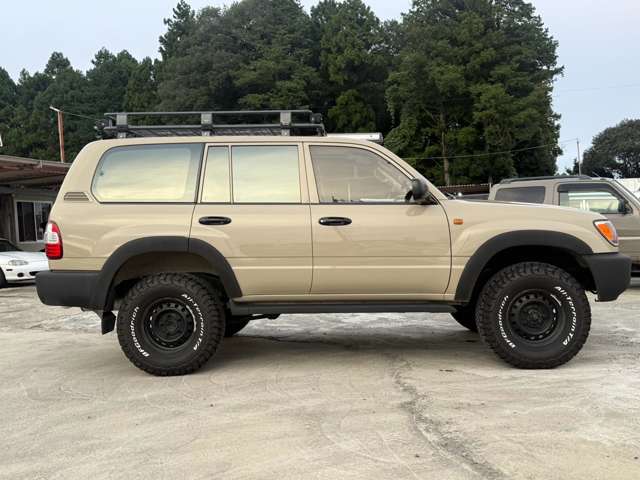 Toyota Land Cruiser 100 5