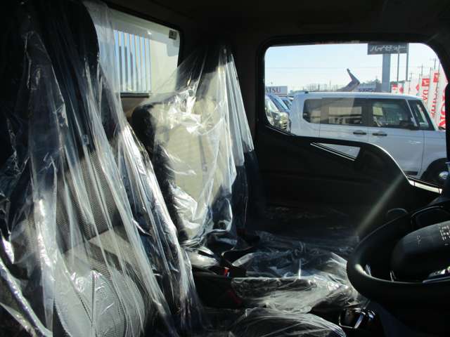 Mitsubishi Fuso Canter 12