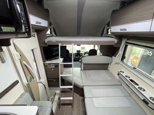 Toyota Camroad 6