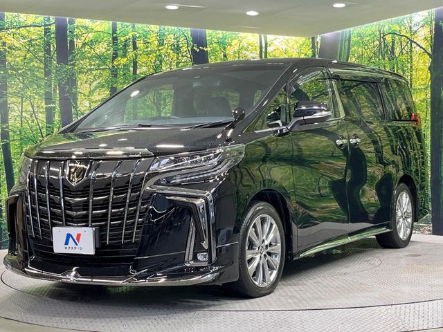 Toyota Alphard 3