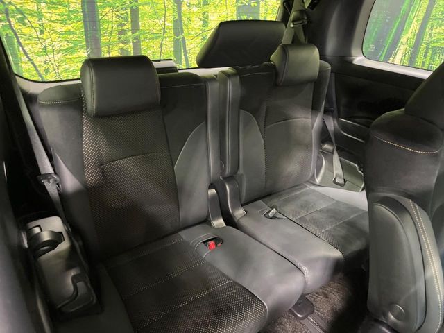 Toyota Alphard 10