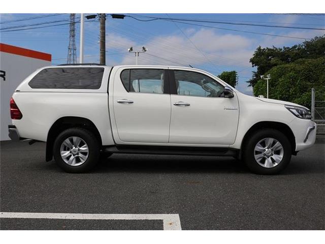 Toyota Hilux 6