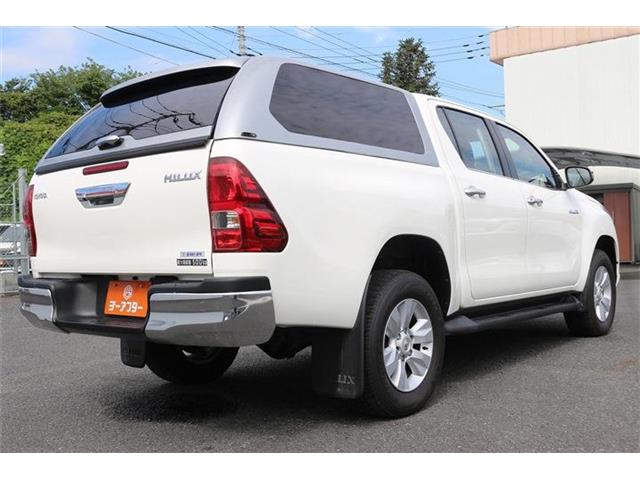 Toyota Hilux 7